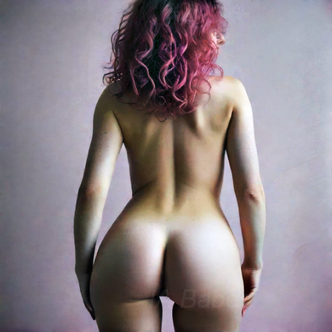 Aïssatou, 21 ans, Maghreb: Prête à explorer le plaisir libertin ensemble!